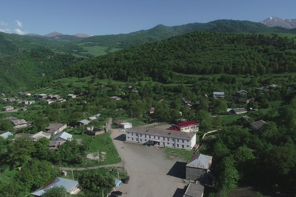 Vahagni Visit Debed